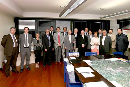 Foto di gruppo dell'Assemblea dei rappresentanti dei consorziati di Zip