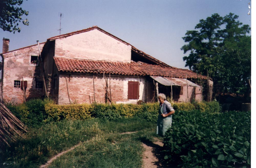 157_1995_ManzoniClaudina_viaSOrsolaNuova80